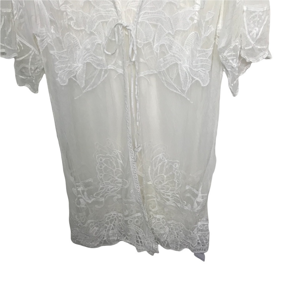 Cupshe White Lace Beach Cover Up - Picture 3 of 11